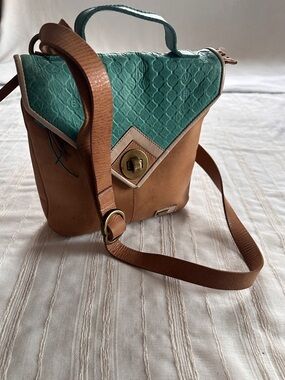 VELEZ Genuine Leather Mini Messanger Crossbody Bag | Colombian Artisanal Purse